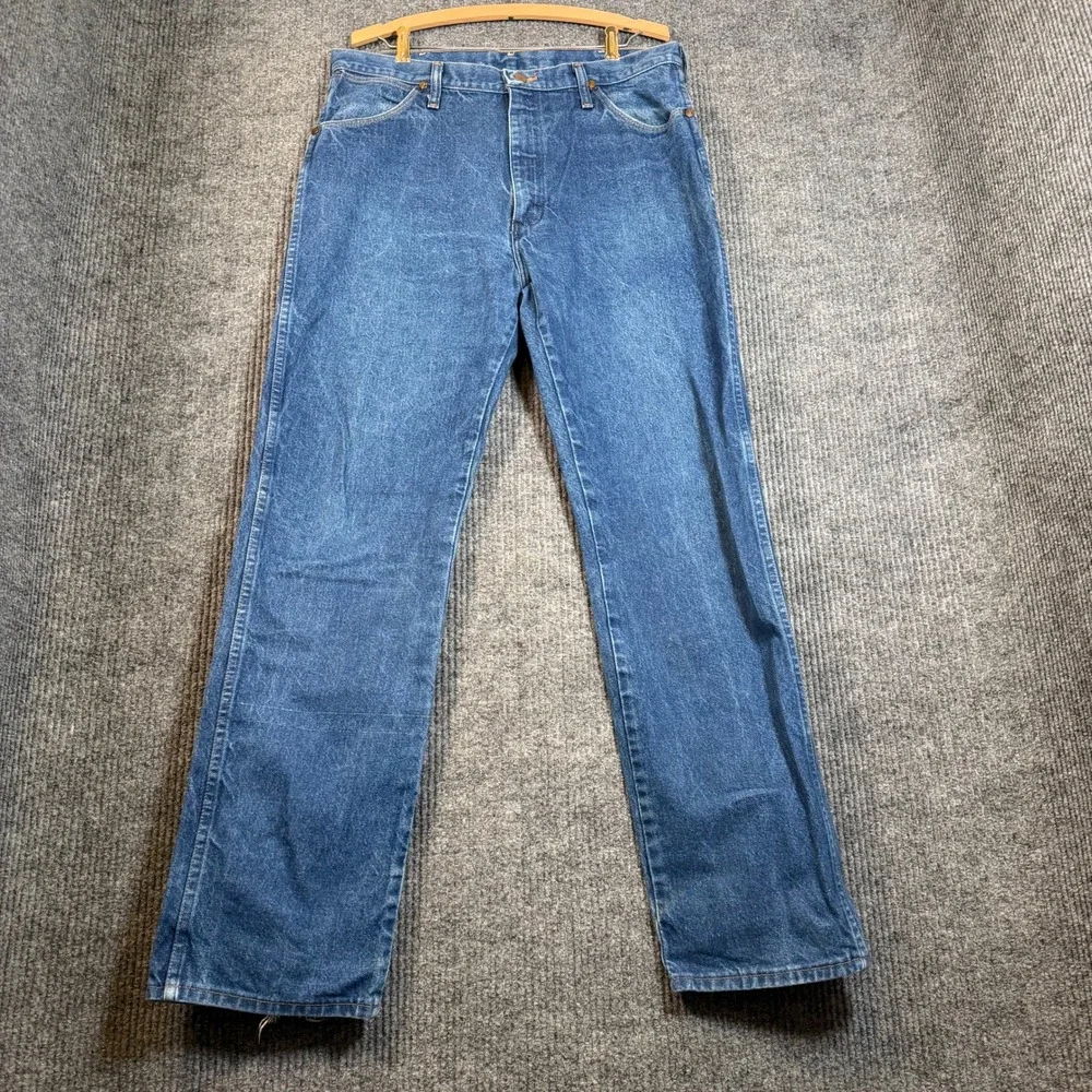 Vintage 90s Made in USA Wrangler 13MWZ Cowboy Cut Jeans Mens 35x31 Classic Denim